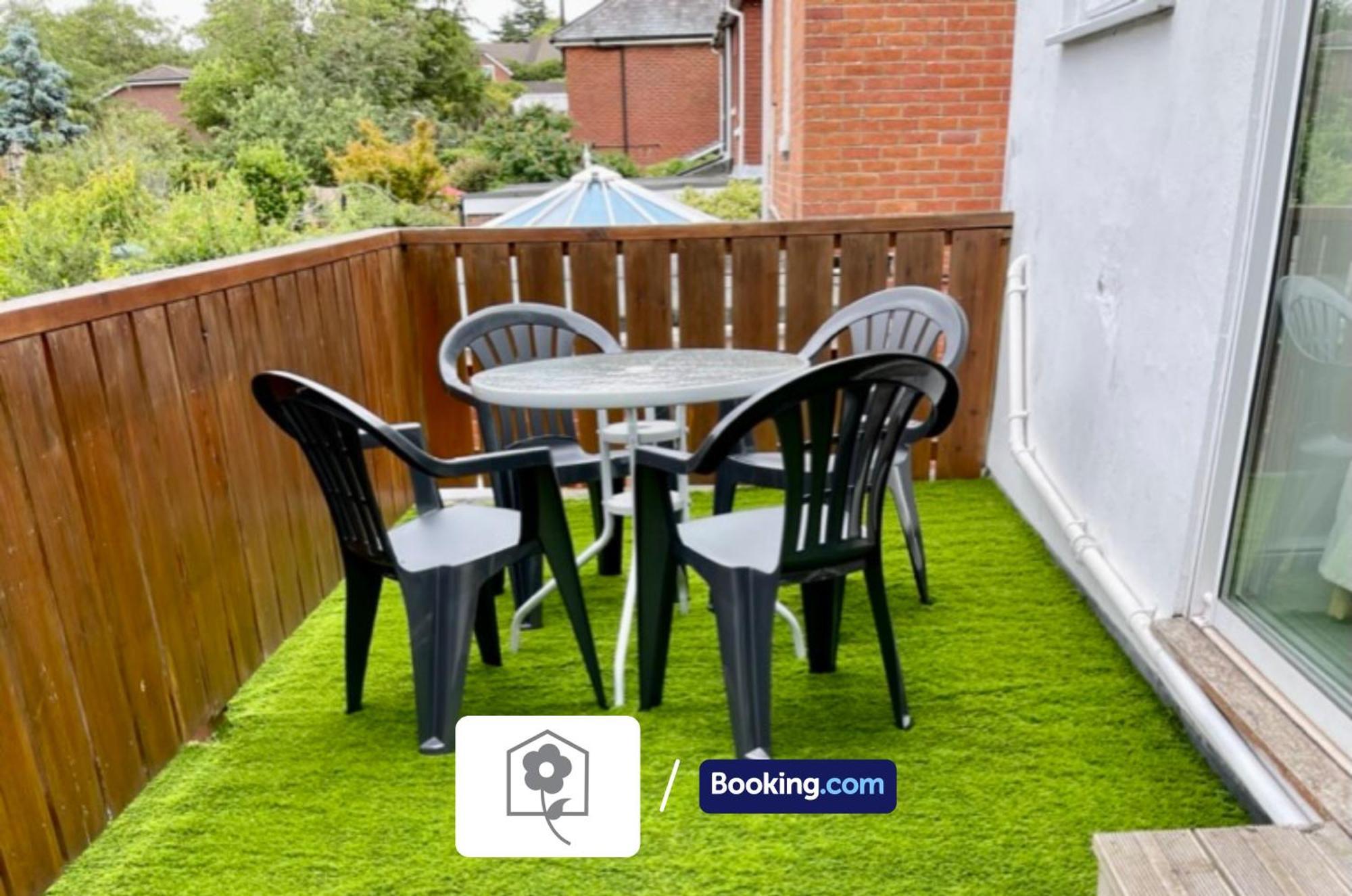 Netley Village Apartment By Your Stay Solutions Short Lets & Serviced Accommodation Netley Southampton With Free Wi-Fi Hamble-le-Rice Luaran gambar